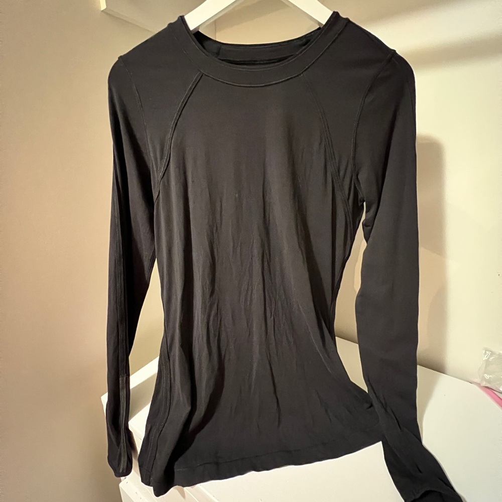 Lululemon Long Sleeve Runners Top